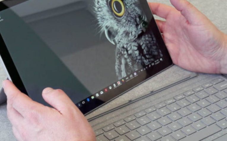 Microsoft Surface Pro (2017) с диагональю 12 дюймов