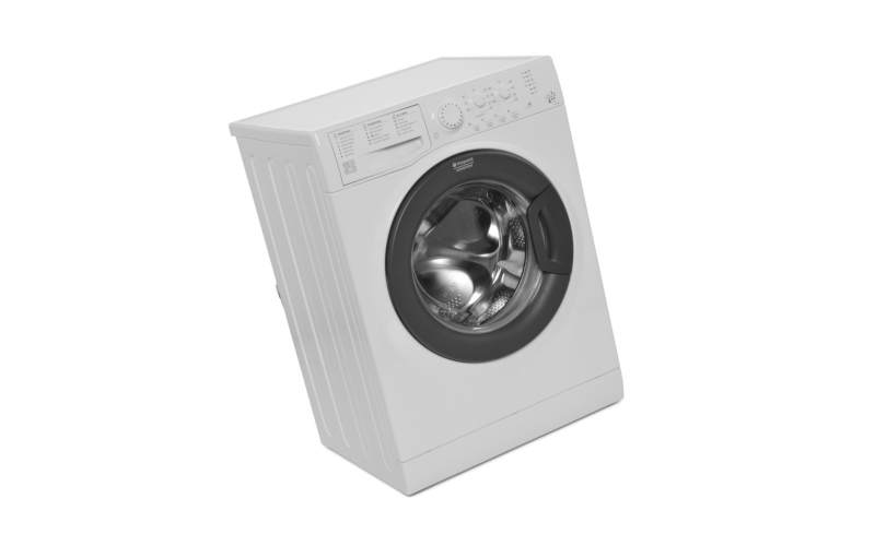 недорогие стиральные машины Hotpoint-Ariston VMSL 5081 B